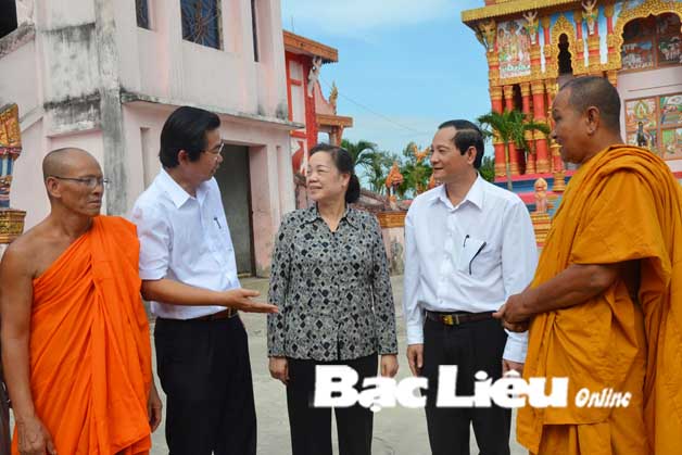 Khởi sắc ở vùng đồng bào Khmer